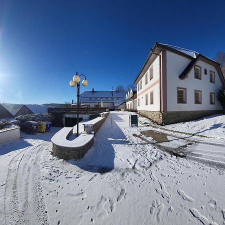 Hotel Zlaty Potok Nicov  Dış mekan fotoğraf